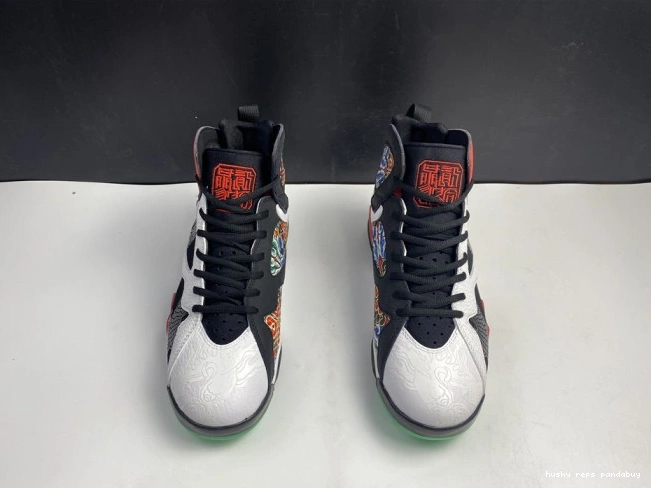 Rep Husky Jordan CW2805-160 7 China Greater Air Retro 0818